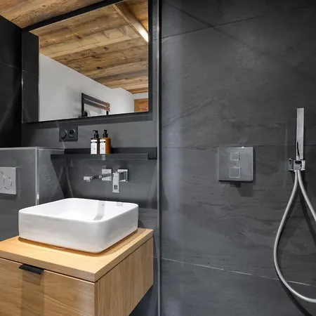 Elegance Mont Blanc - Welkeys Apartment *